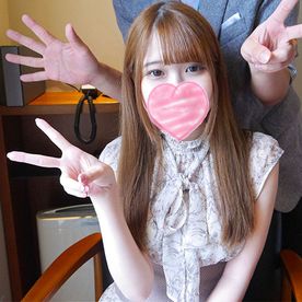 何でもOKしちゃう超軽い天然Fカップ美少女とテカテカ揉み揉み生中3P！【個撮】