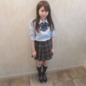 CAを目指す18歳のお嬢様に中出し解禁！小柄で色白な身体。まだ経験が浅いのにハメ撮りの快感に目覚める。