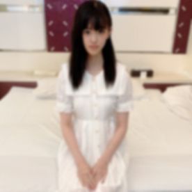 18歳色白スレンダー美少女、清潔感溢れるお嬢様女子大生。気品漂わせながらも濡れたマンコで喘ぎまくり絶頂。人生初の大量顔射に放心状態。