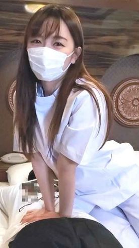 リフレ店で働く整体の専門学生を応援中出し