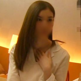 【素人】仕事終わりの美人OLに虐められた際の動画です。 シャワーを浴びる前のチンポを咥えると、オスの味を噛みしめながらジュポジュポ。