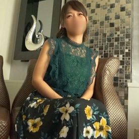 【個撮】スレンダーでお淑やかな人妻さんと不倫セックス。 欲求不満パイパンおまんこをデカチンで突いて膣イキさせまくりました。